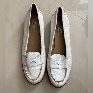 Tosca Blu leather loafers